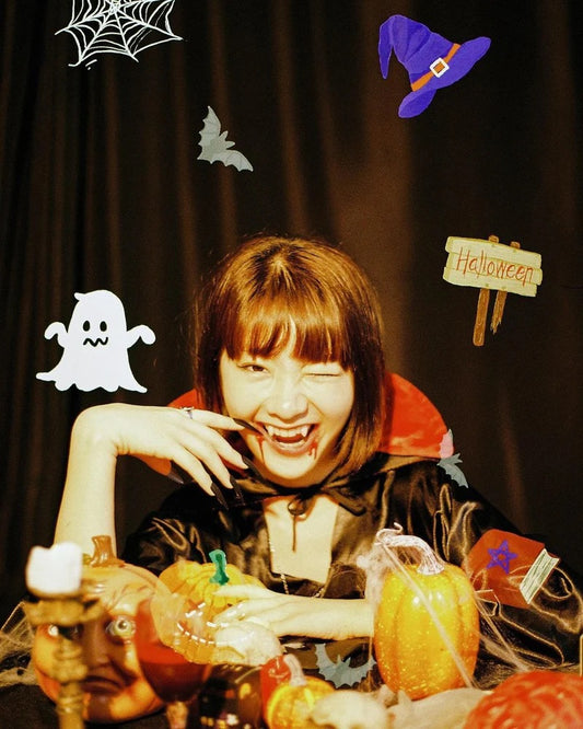 A Girl Has Film 'Halloween' ISO200 135 Speical Efffect Color Negative Film 36exp