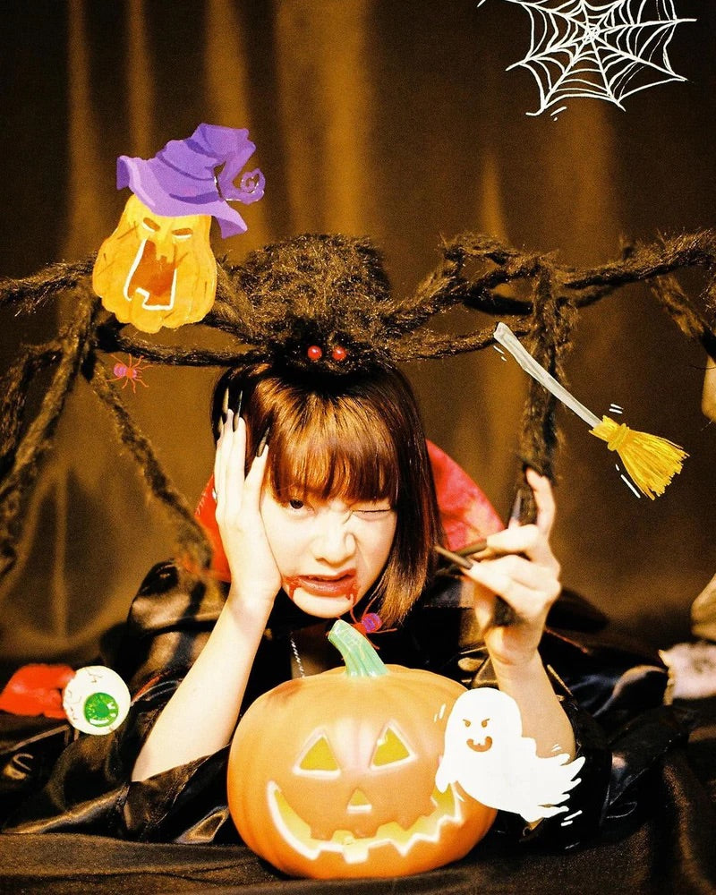 A Girl Has Film 'Halloween' ISO200 135 Speical Efffect Color Negative Film 36exp