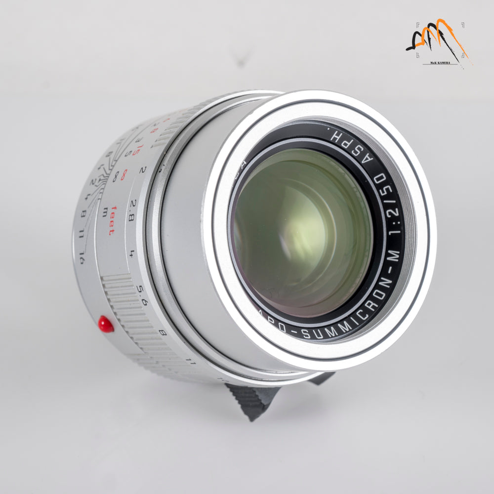 Leica APO-Summicron-M 50mm/F2.0 Silver Mint condition 11142 #11728