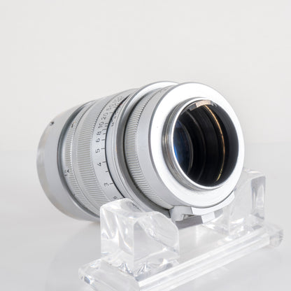 Leica Summarex L39 85mm/F1.5 with hood #11926