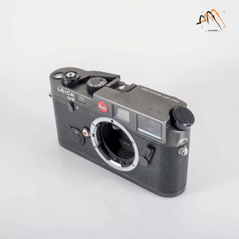 Leica M6 classic 0.72 Black Film Rangefinder Camera 10404 #11842