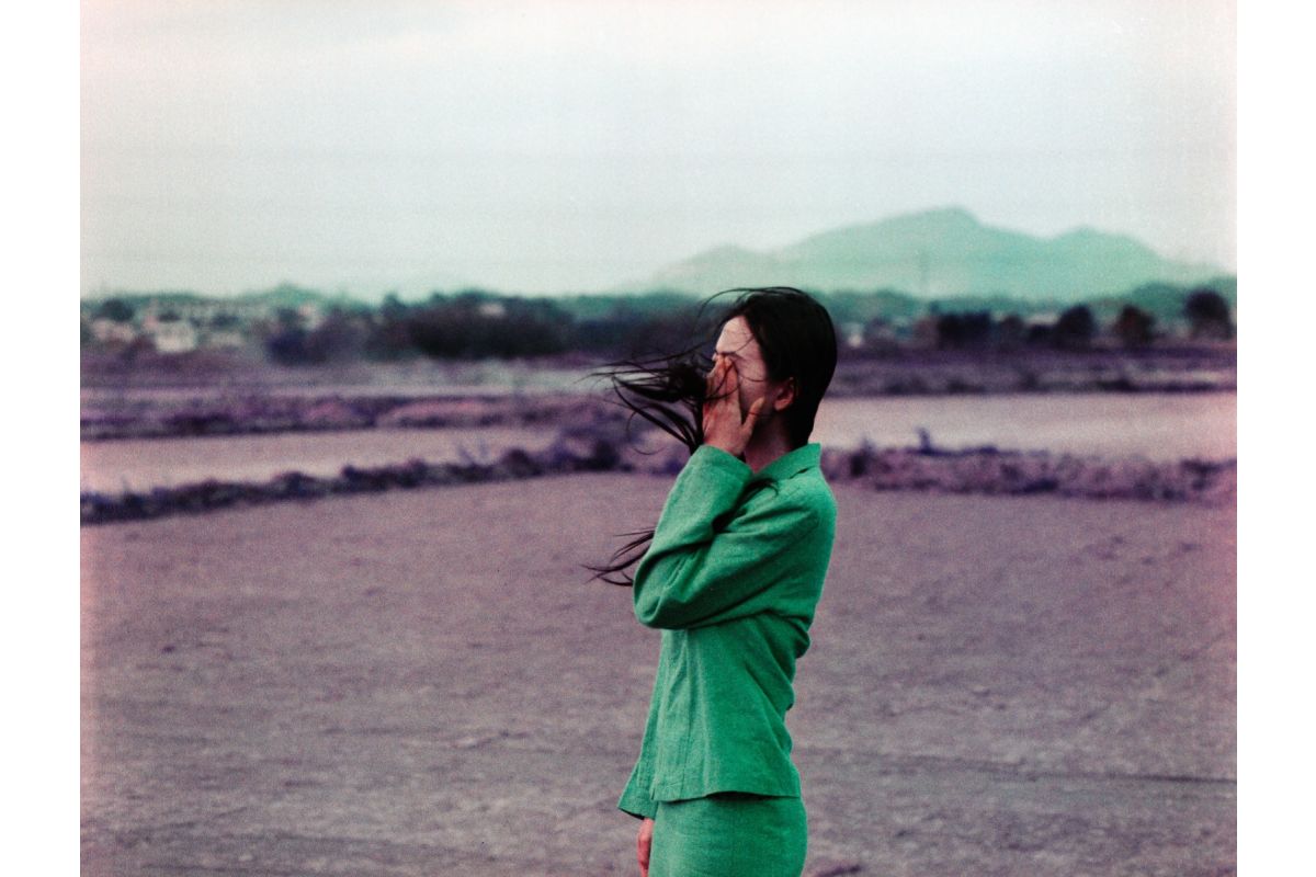 Lomography LomoChrome Purple ISO100–400 120 Color Negative Film