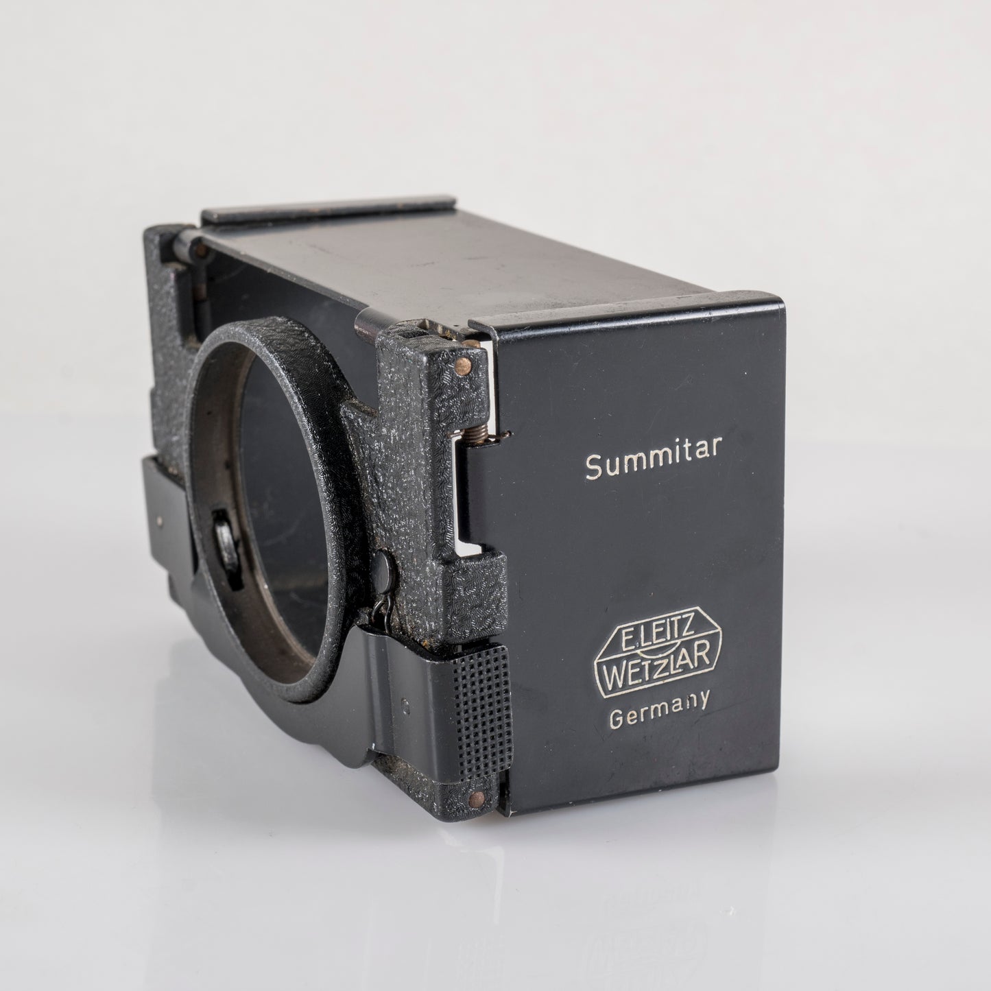 Leica SOOPD/SOOFM Clip-On Hood for Summitar/Summicron 5cm f/2.0 #88703