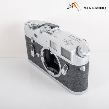 Leica M4 Silver Film Rangefinder Camera #88715