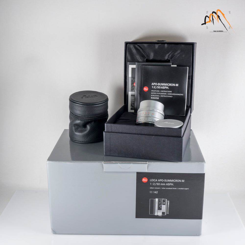 Leica APO-Summicron-M 50mm/F2.0 Silver Mint condition 11142 #11728