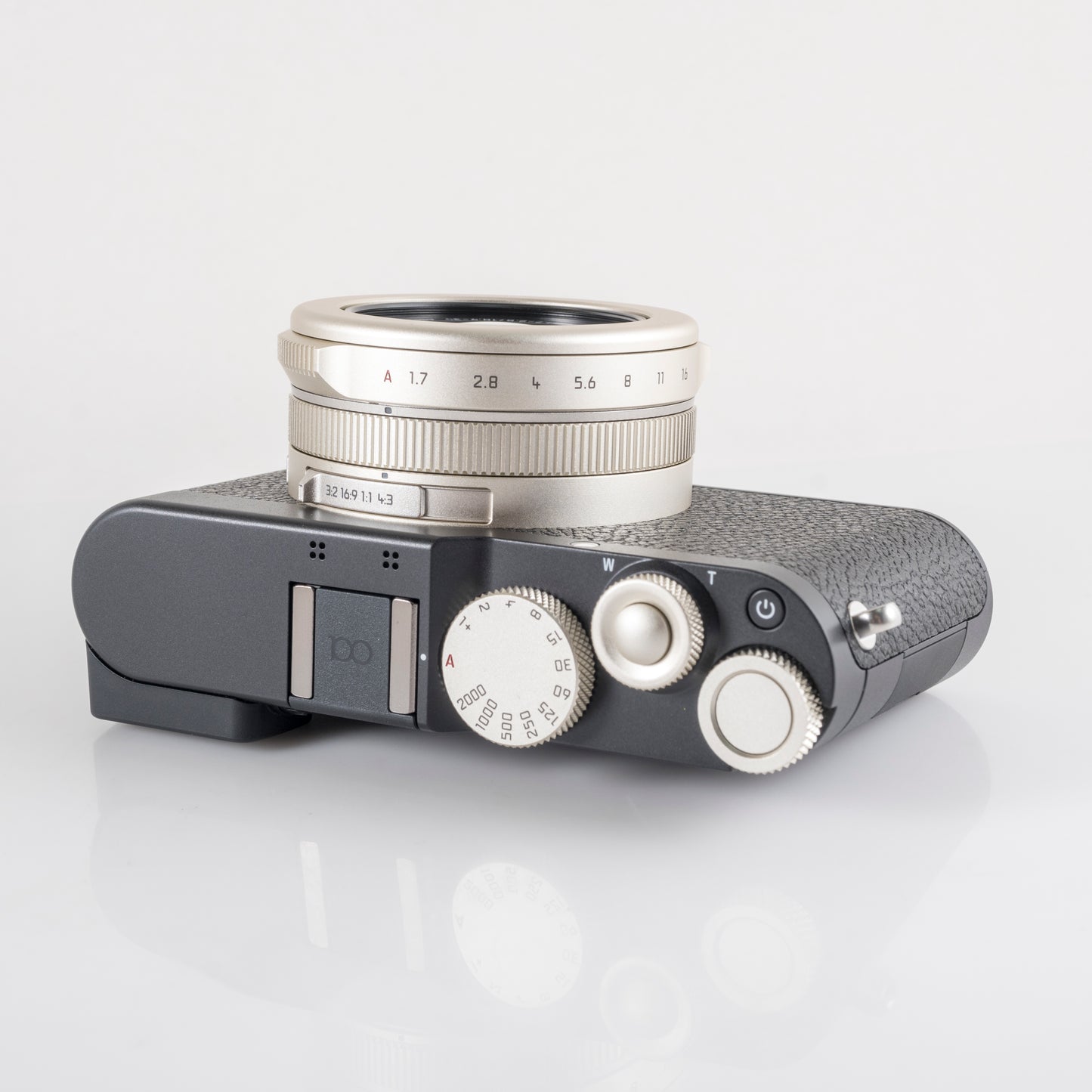 Brand New Leica D-Lux 8 100 years edition Digital Compact Camera w/ DC Vario-Summilux 10.9-34/1.7-2.8 Asph Black Digital Compact Camera 19197 #19197