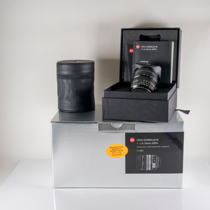 Leica Summilux-M 24mm/F1.4 ASPH NOS Boxed 11601 #11880