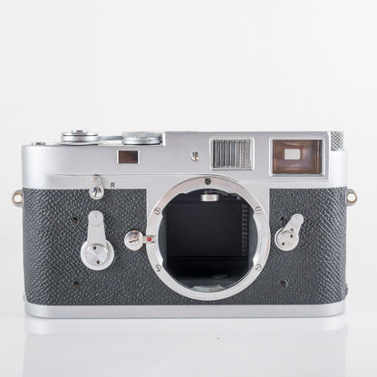 Leica M2 Silver Film Rangefinder Camera #11952