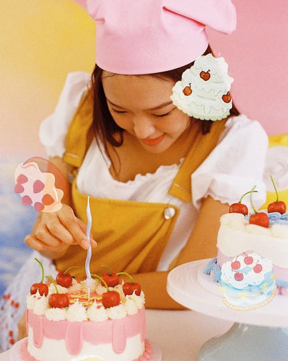 A Girl Has Film 'A Girl Bake Cake'  ISO200 135 Speical Efffect Color Negative Film 36exp