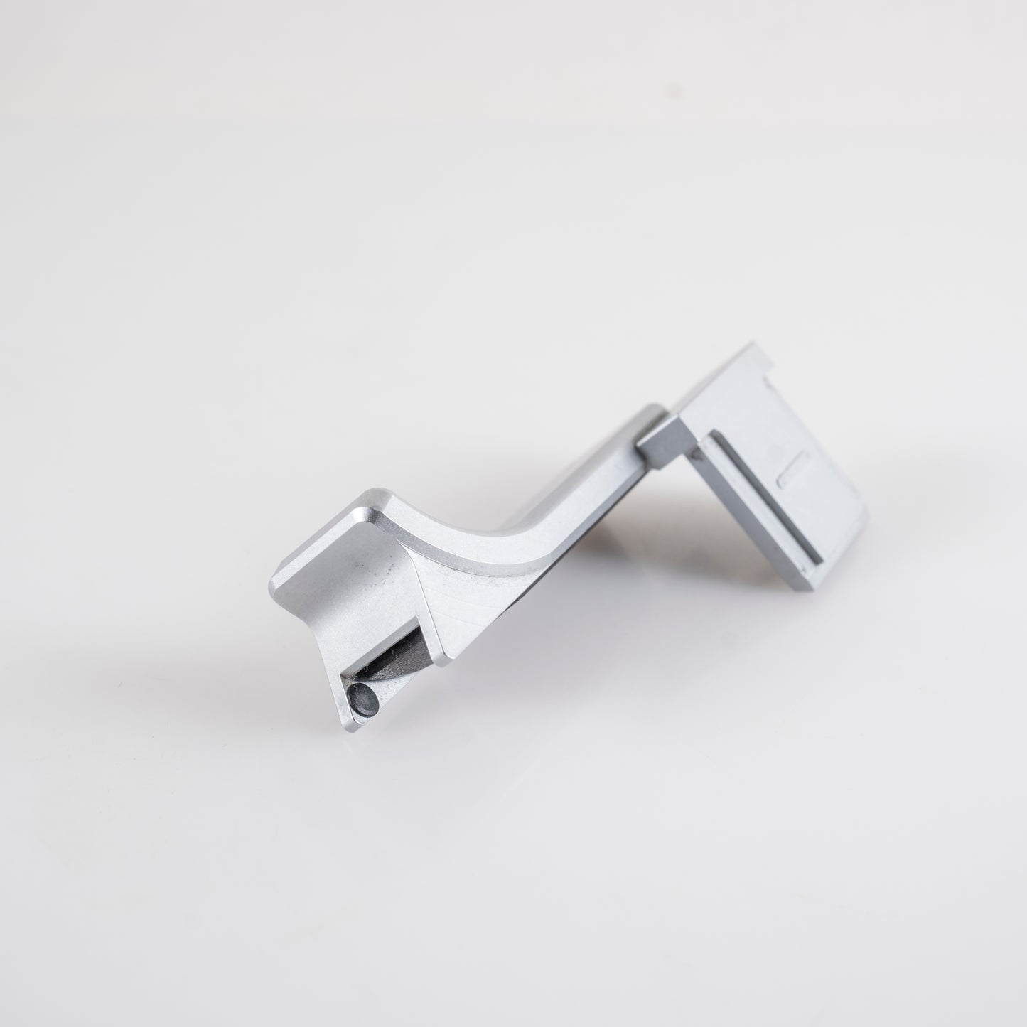 Leica Thumb Support Silver 24015 Thumbs up for M10 #88667