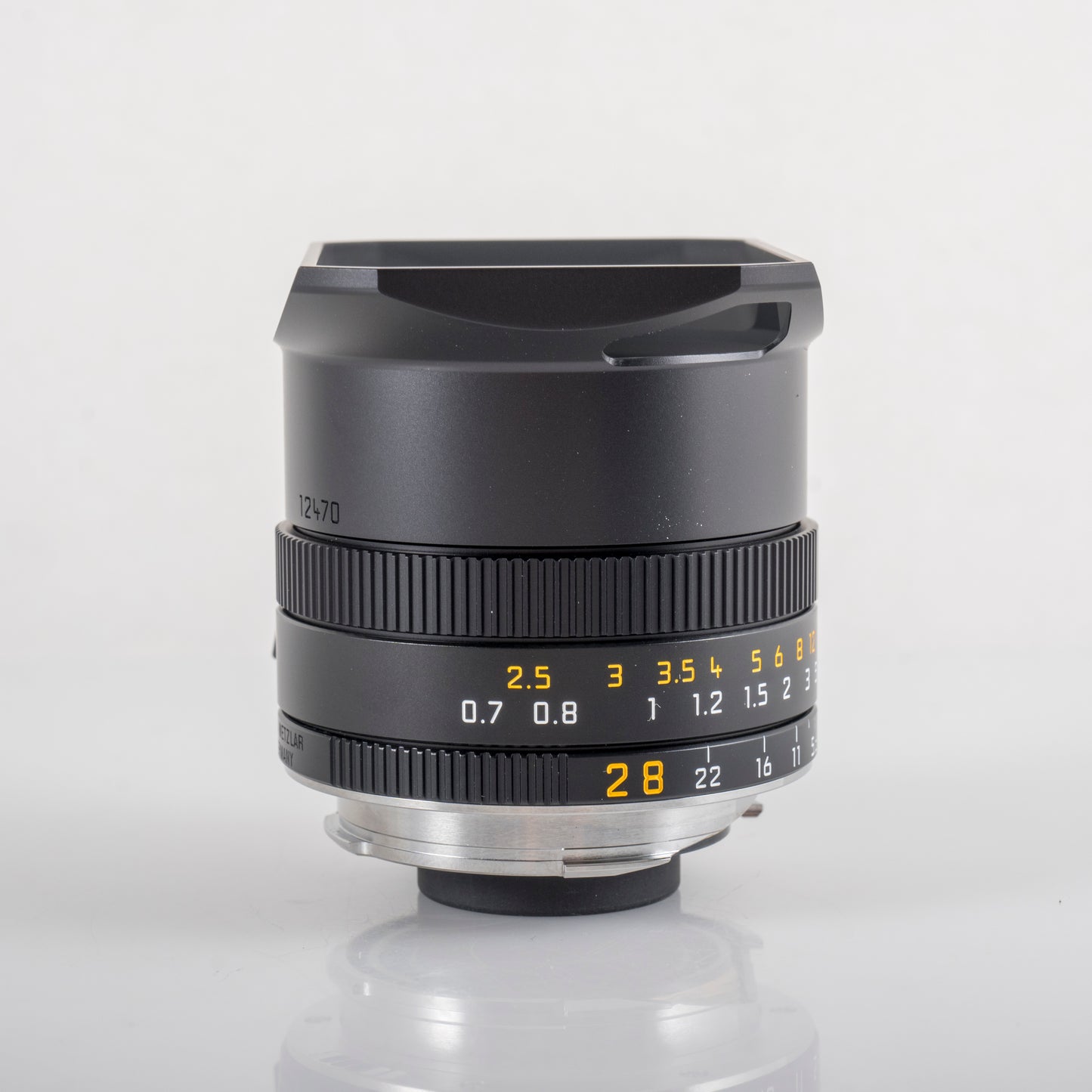 Brand New Leica Elmarit-M 28mm/F2.8 ASPH./ 11677 Lens Germany 11677 #11677