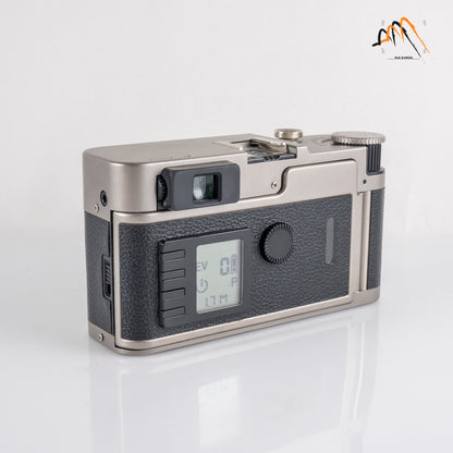 Leica CM Film Camera 18130 #11726