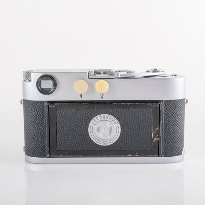 Leica M2 Silver Film Rangefinder Camera #11952