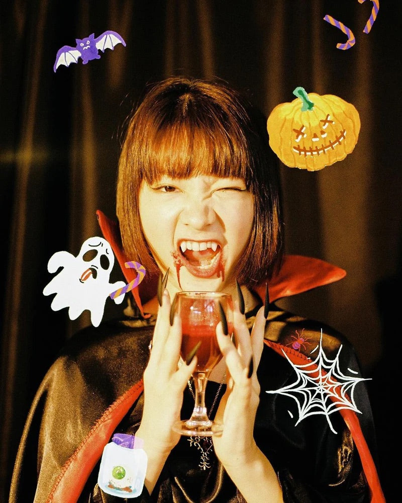 A Girl Has Film 'Halloween'  ISO200 135 Speical Efffect Color Negative Film 36exp