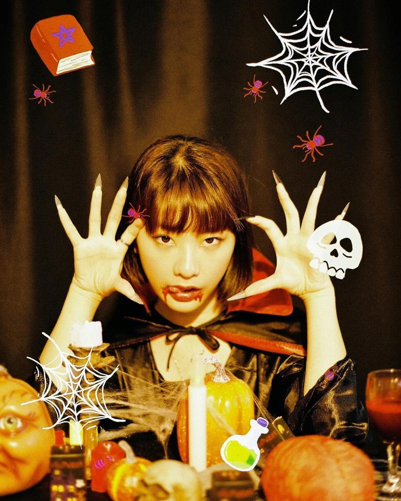 A Girl Has Film 'Halloween'  ISO200 135 Speical Efffect Color Negative Film 36exp