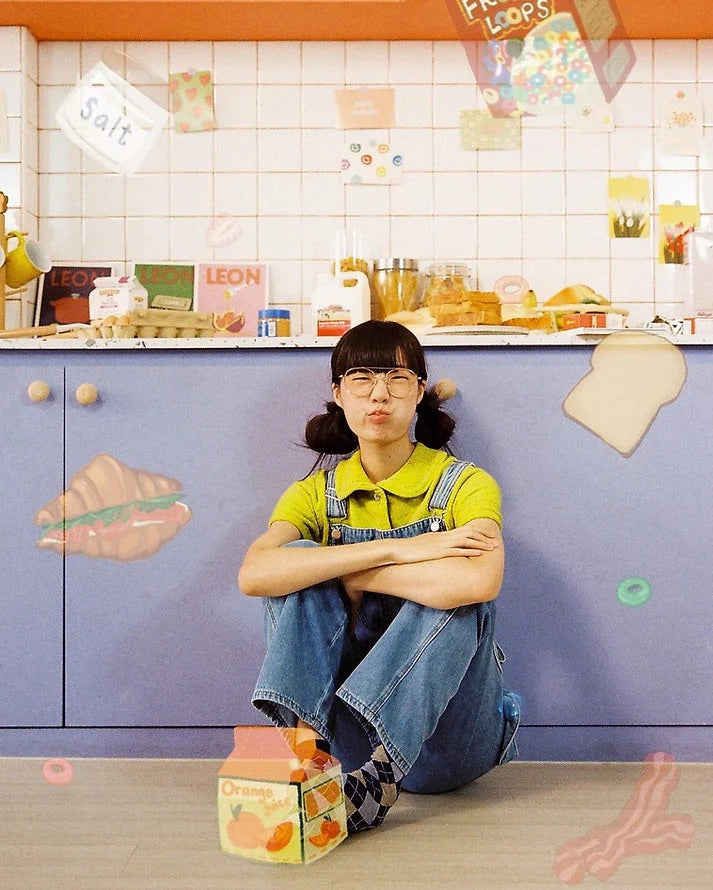 A Girl Has Film 'Breakfast Time'  ISO200 135 Speical Efffect Color Negative Film 36exp